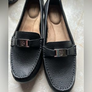 Giani Bernini 8 1/2 Memory Foam Black Leather Loafer. Never worn. New.